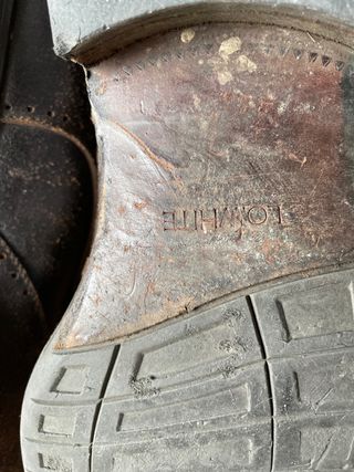 Scarpe legate uomo in pelle invecchiata