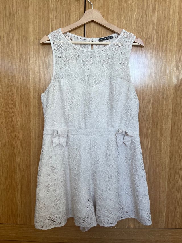 mono pantalon encaje blanco primark