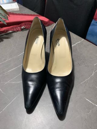 Scarpe in pelle nere, decolletè, misura 39