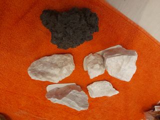 piccolo lotto pietre minerali barite lava