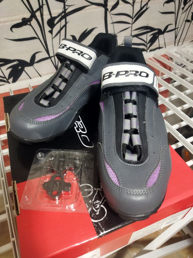 Zapatos de ciclista número 40