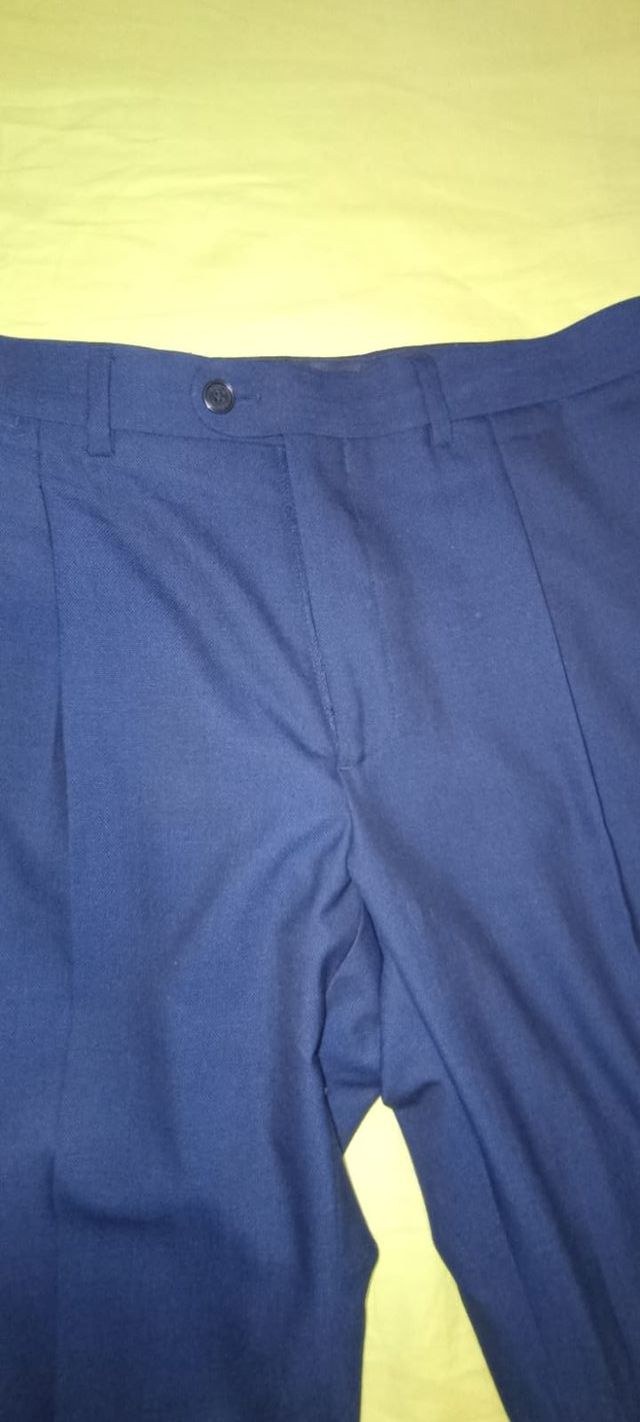 Traje de chaqueta. Hombre. Marca Dustin. Talla 44