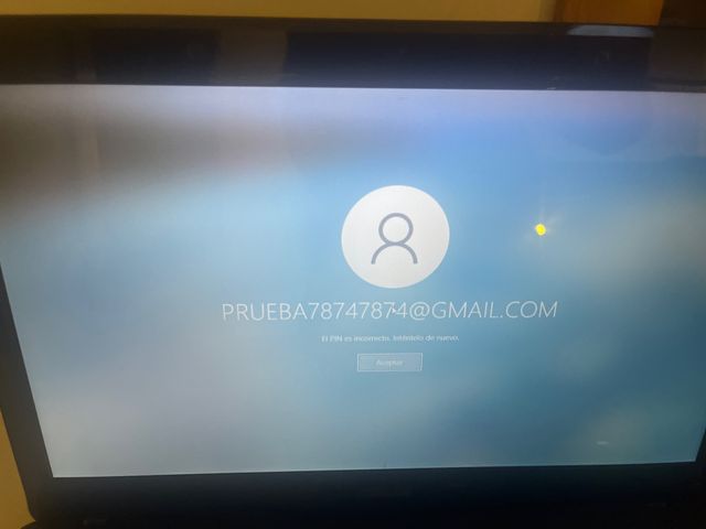 Portátil Asus core i3 4gb, 300 Gb 