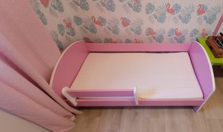 Cama infantil rosa