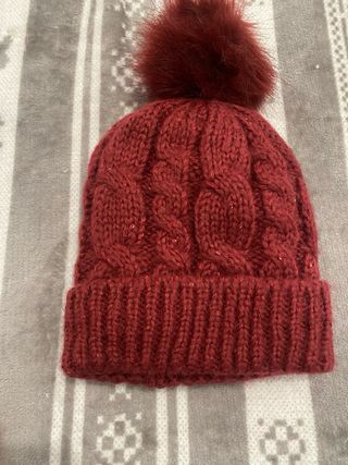 gorro de lana granate 