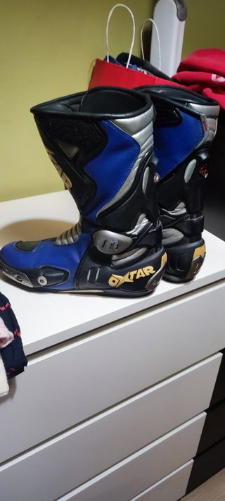 Mono de cuero para moto