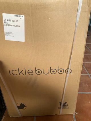 silla de coche sin estrenar. ickle bubba