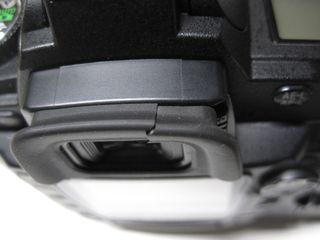 Cámara Reflex Nikon D70s + 35mm