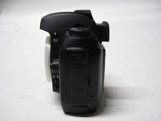 Cámara Reflex Nikon D70s + 35mm