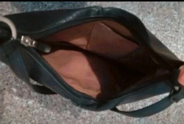 Bolso negro pequeño/mediano