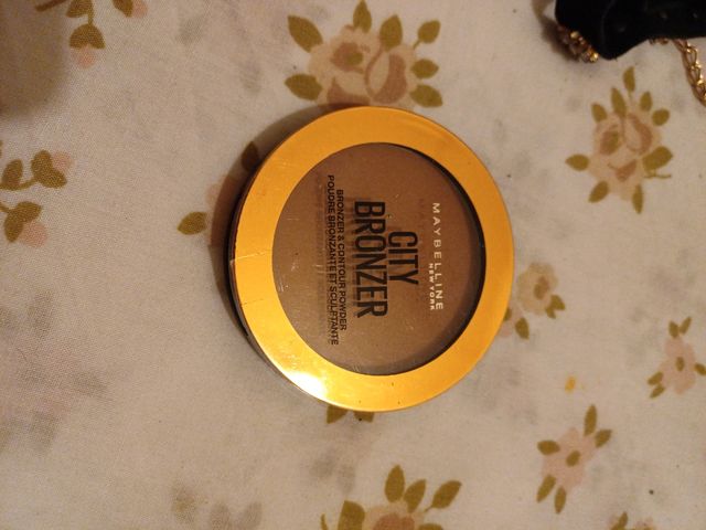 Maquillaje bronceador Maybelline