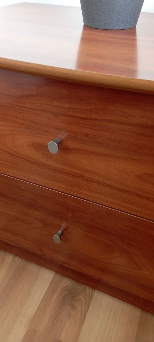 Conjunto de dos mesitas de noche