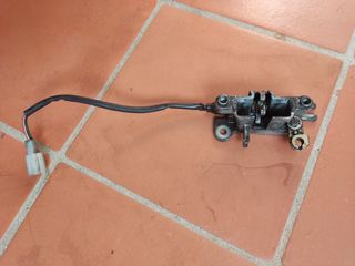 Cierre asiento Kymco Grand Dink 125.