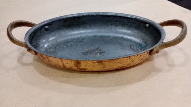 Lote bronce 2 recipientes y aceitera