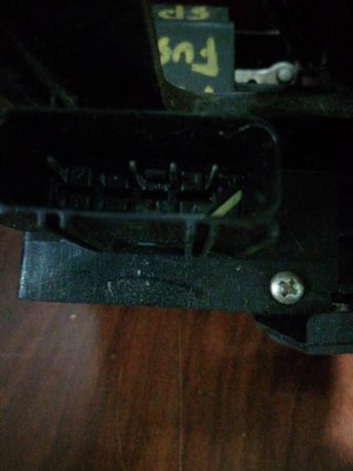 Cerradura puerta trasera derecha Ford Fusi h_83178