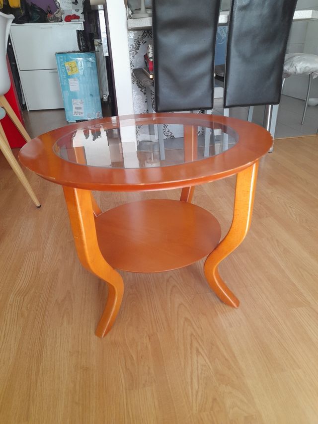 Mesa baja, salón vintage, madera