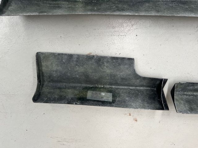 Faldones laterales para Opel GT Roadster SS306