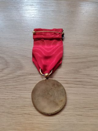 Medalla e insignia de la Orden de Cisneros