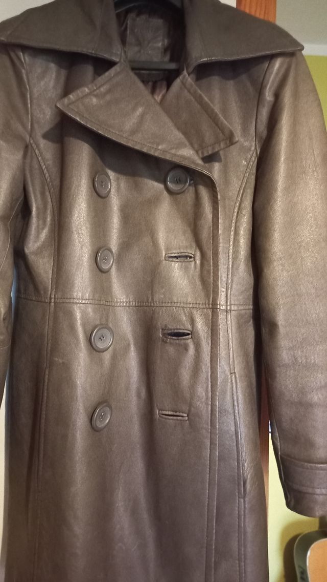 Trenca de piel auténtica