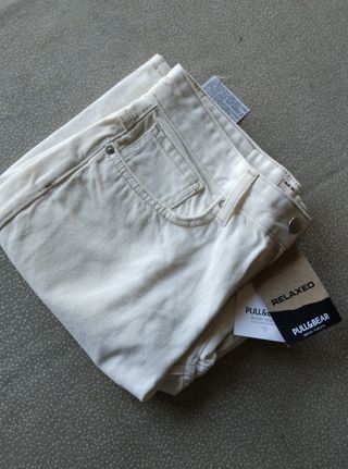 Pantalón corto pull&bear blanco 36