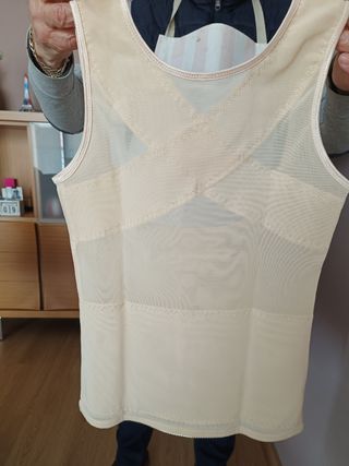 CAMISETA MOLDEADORA Y FAJA