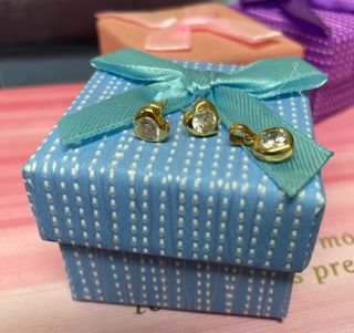 conjunto pendientes y colgante de oro