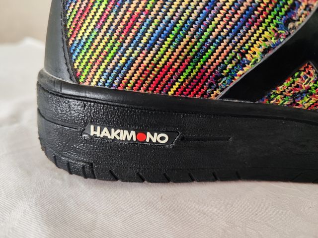 Zapatilla hakimono mujer