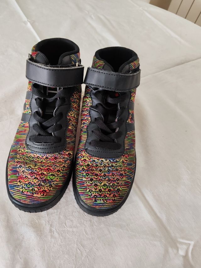 Zapatilla hakimono mujer