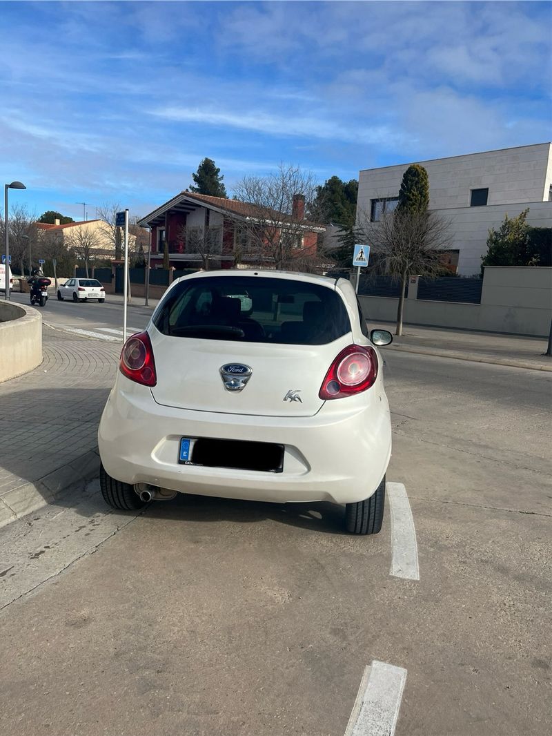 Ford Ka 2014 - foto 1
