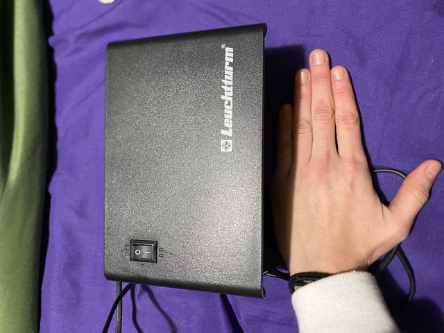 Luz ultravioleta / detector billetes falsos