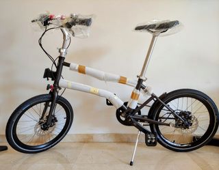 Bicicleta Vello Alfine 8 sin apenas uso.