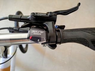 Bicicleta Vello Alfine 8 sin apenas uso.