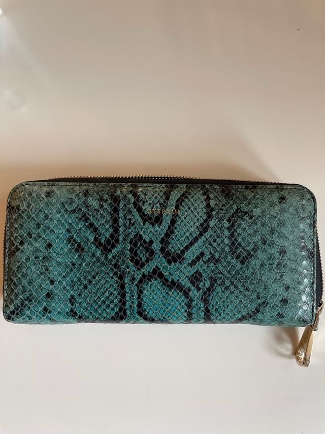 Cartera Uterqüe pitón turquesa
