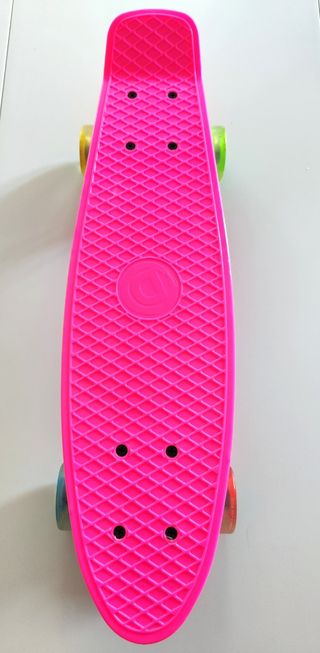 Monopatín 56cm con Ruedas LED