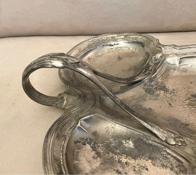 Antica pastiera / centrotavola in peltro argentato