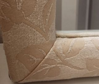 Espejo con marco entelado