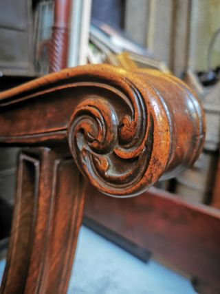 Sillón, butaca. Silla antigua.