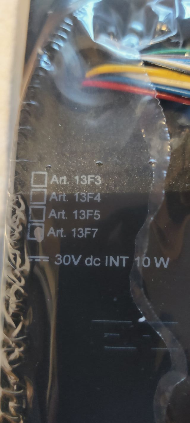 Elvox Art.13F7 porteiro teclado camara coluna novo