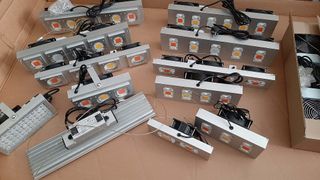 Focos LED de cultivo interior 200W