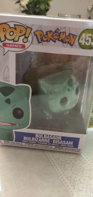 Pokemon Bulbasaur, conjunto de Tarjeta y Funko.