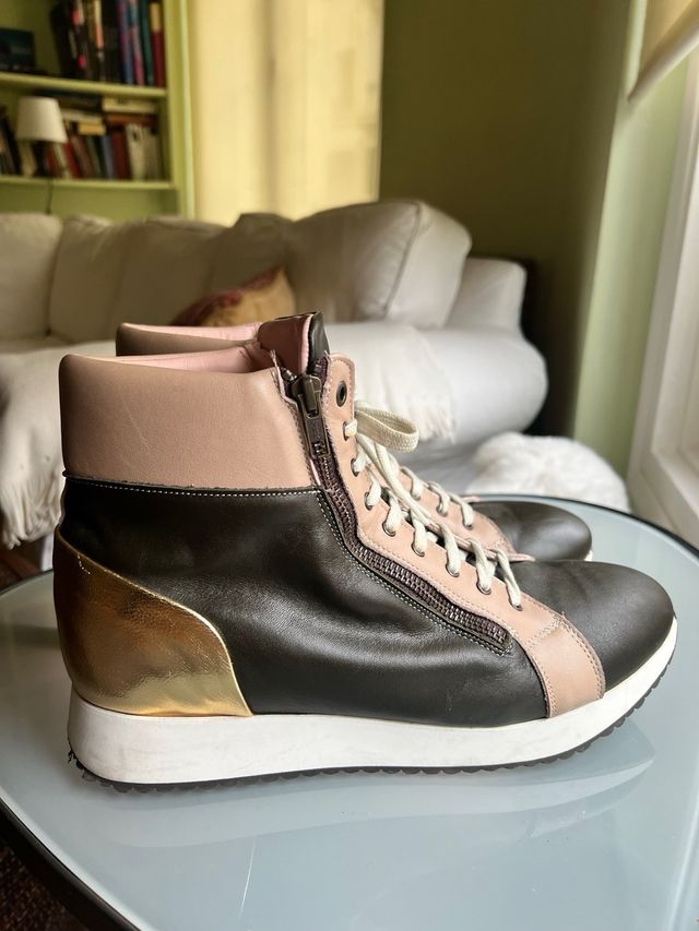 Zapatillas vestir piel