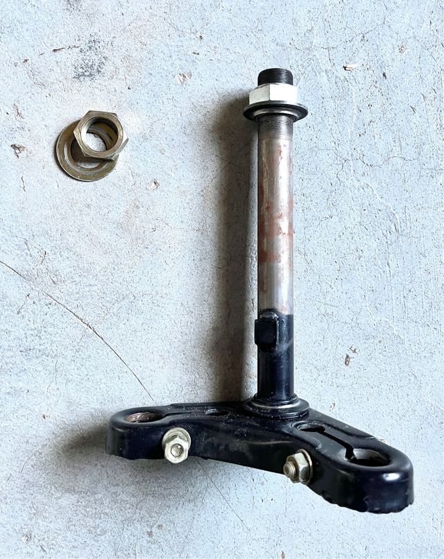 Tija basculante Derbi Variant