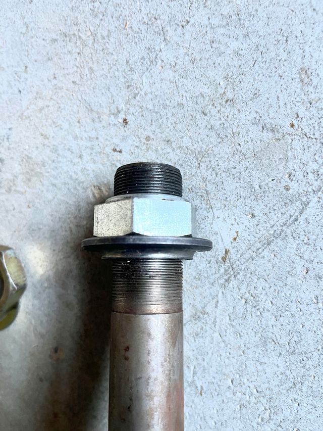 Tija basculante Derbi Variant