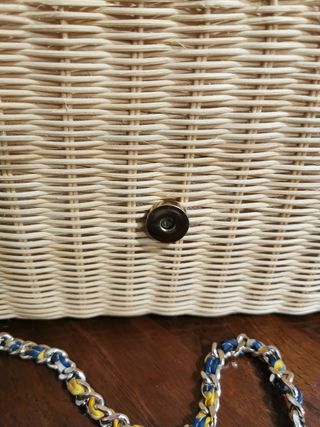bolso mimbre Zara