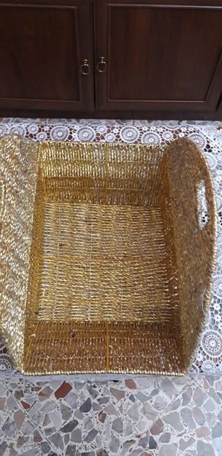 Cesta colore oro