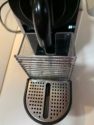 Cafetera Nespresso Pixie Delonghi