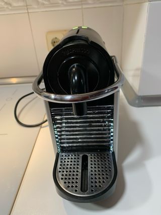 Cafetera Nespresso Pixie Delonghi