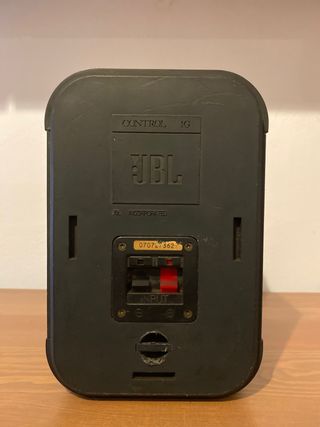 Altavoces JBL Control 1G