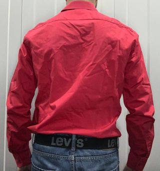 Camisa roja de la firma Spagnolo