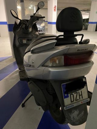 Suzuki Burgman 125